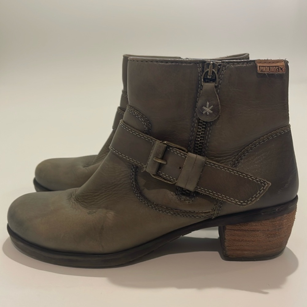 Pikolonos Zip Buckle Ankle Boots